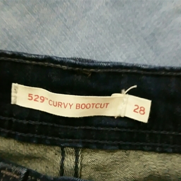 Levi's 529 Curvy Boot Cut Size 28 - Picture 3 of 6